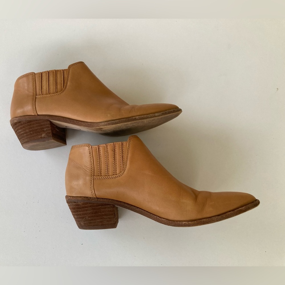 Madewell leather Chelsea boot